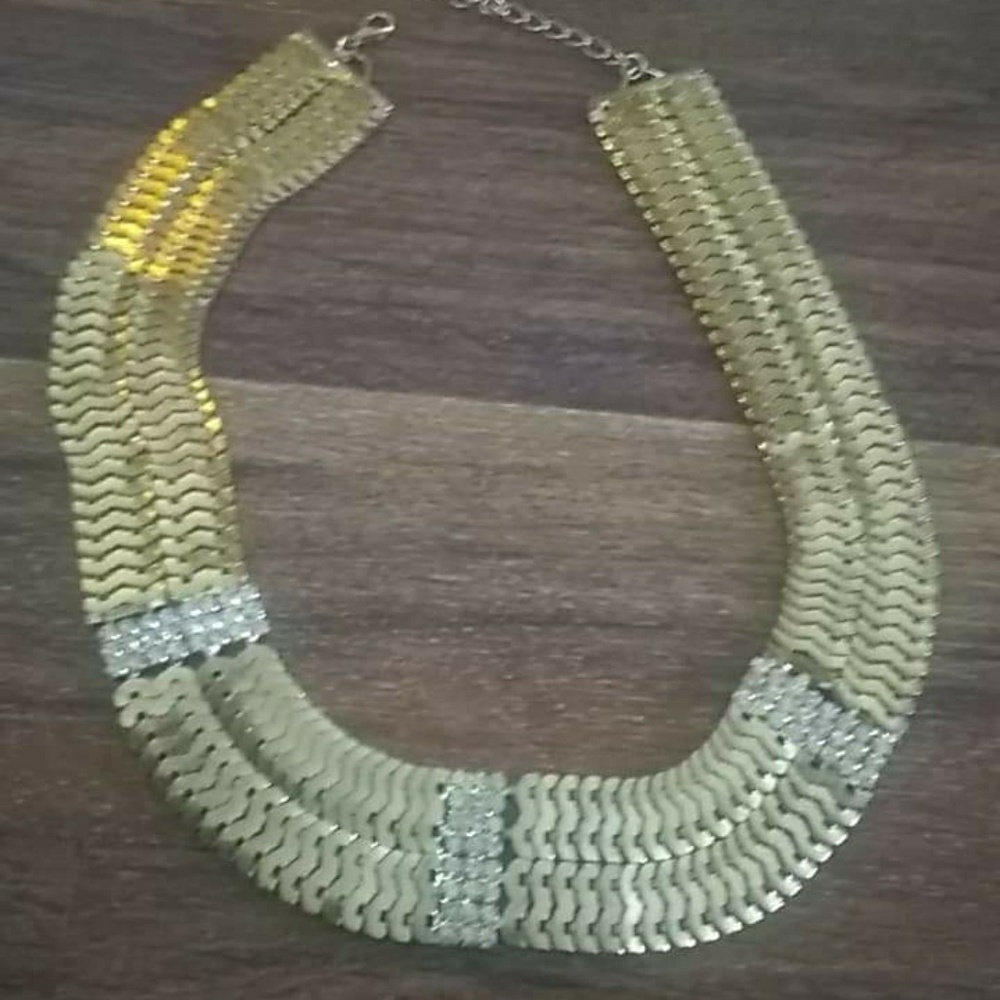 Necklace - Picture 1 of 1
